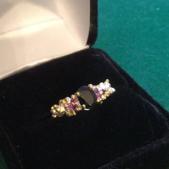 Elegant Genuine Sapphire & Amethyst Ring - Picture 4 of 12